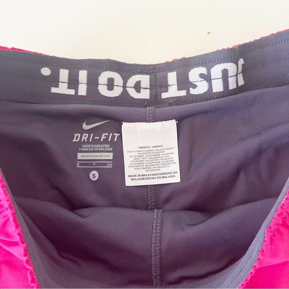 Nike Women's Phantom 2-in-1 Running /Training Shorts in Hyper Pink & Black - Picture 11 of 14